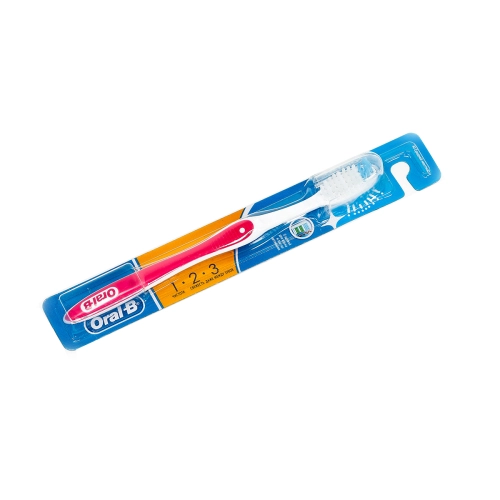 ORAL-B- კბილის ჯაგრისი ორალბი-პლიუს 40 მედიუმი