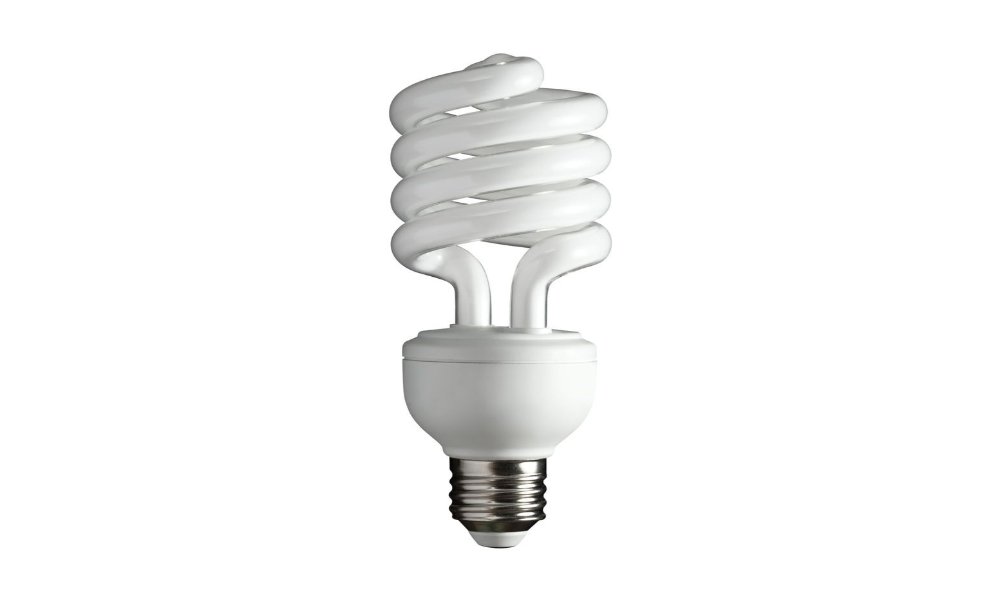 LIGHTKON ნათურა 26 W ყვითელი ნათებით (100)